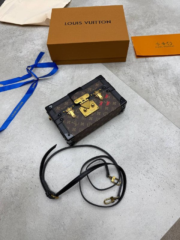 SUPER CLON WOMENS LV BAG COME WITH BOX ETC am1707