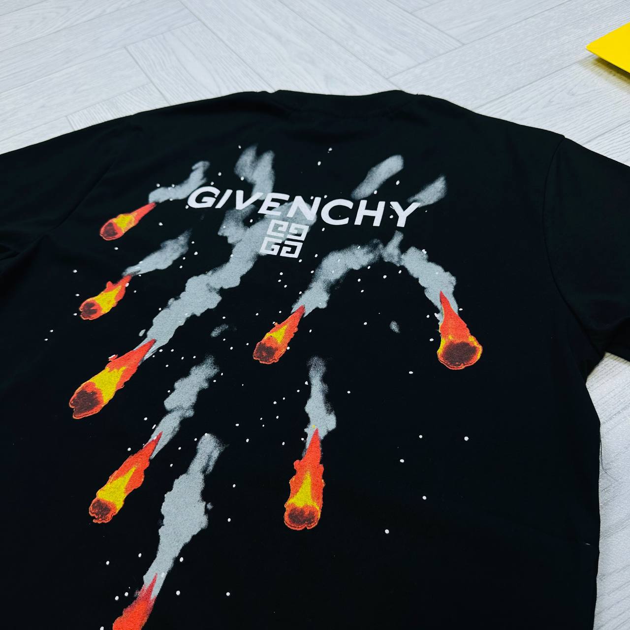 QUALITY GIVENCH TEES to2810