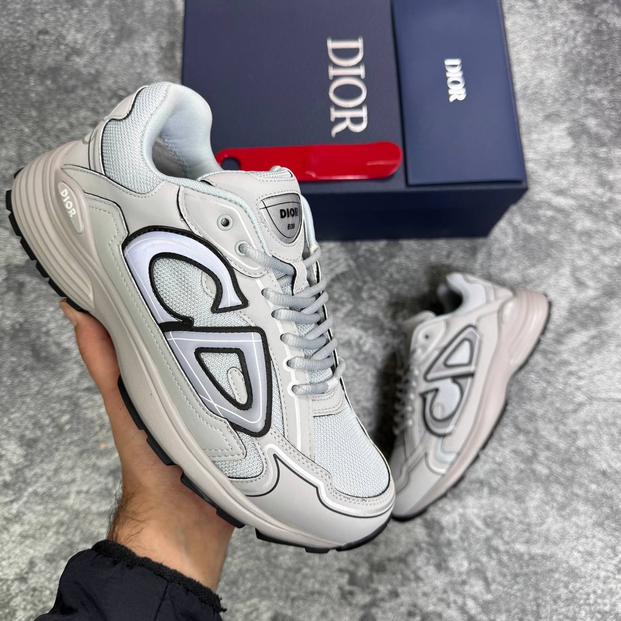 Dor b30 super clo quality with box dust bag and carry bag sa2810