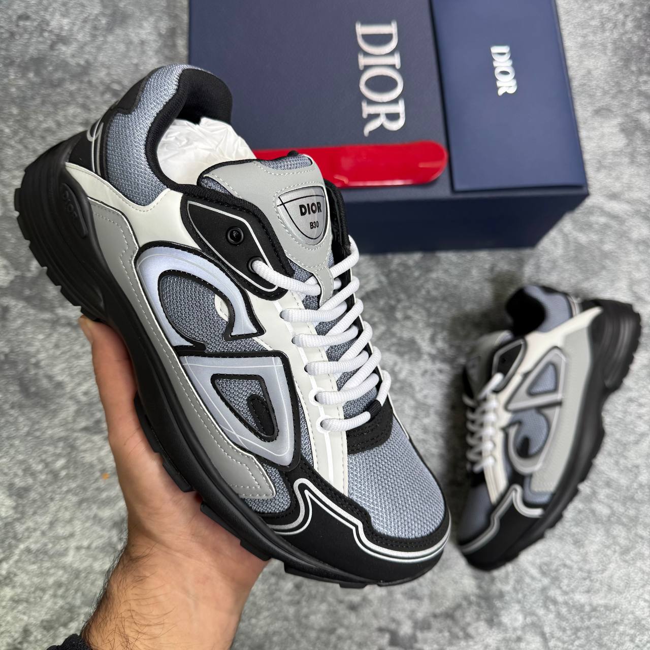 Dor b30 super clo quality with box dust bag and carry bag sa2810