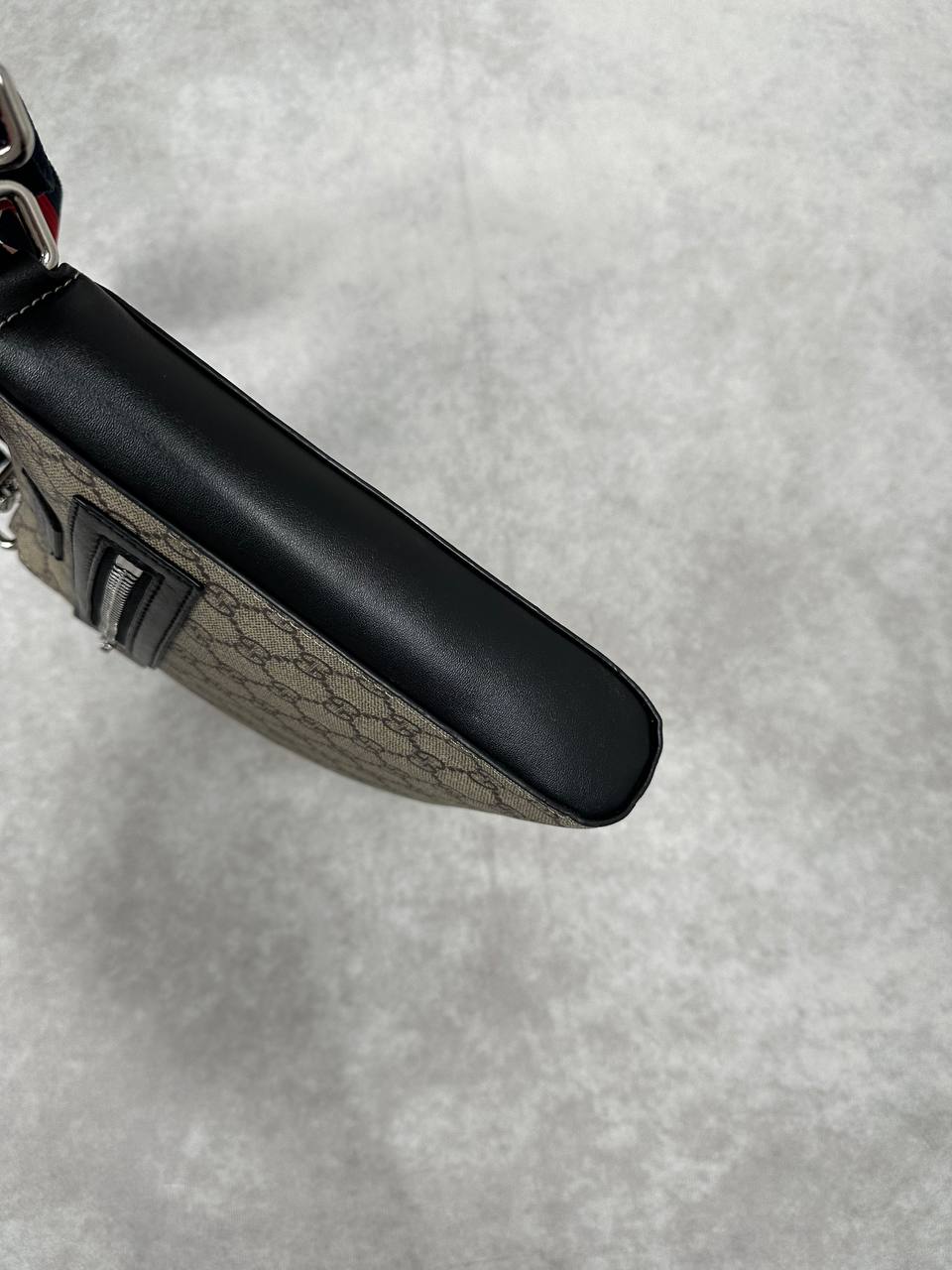 MENS GUCC BAG COME WITH DUST BAG am2810