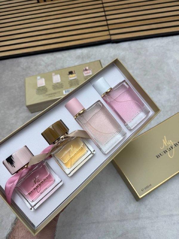 WOMENS BURBERR PERFUME GIFT SET am1105