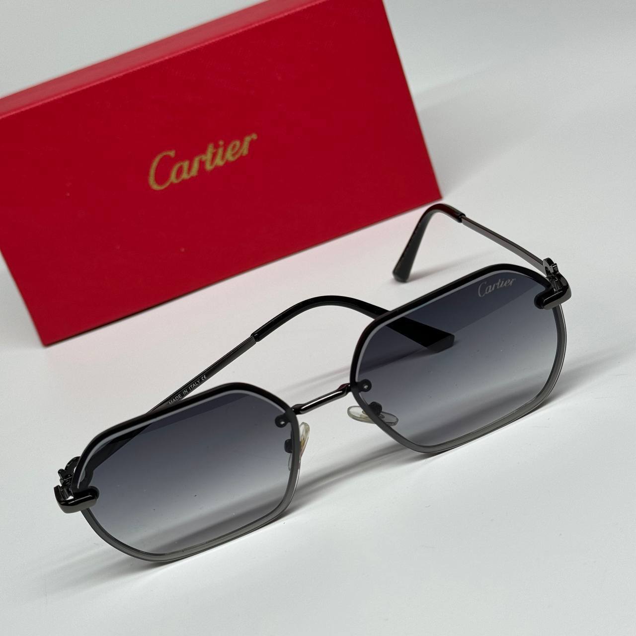 Cartier shade with bro sa2407