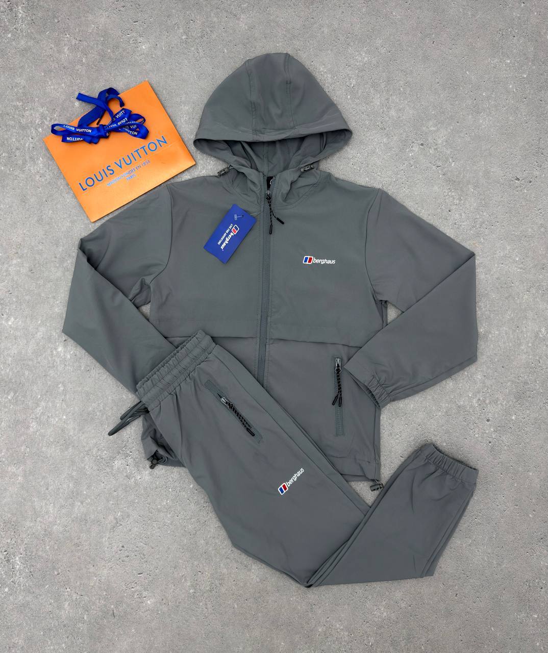 Berghas Kids tracksuits na3010