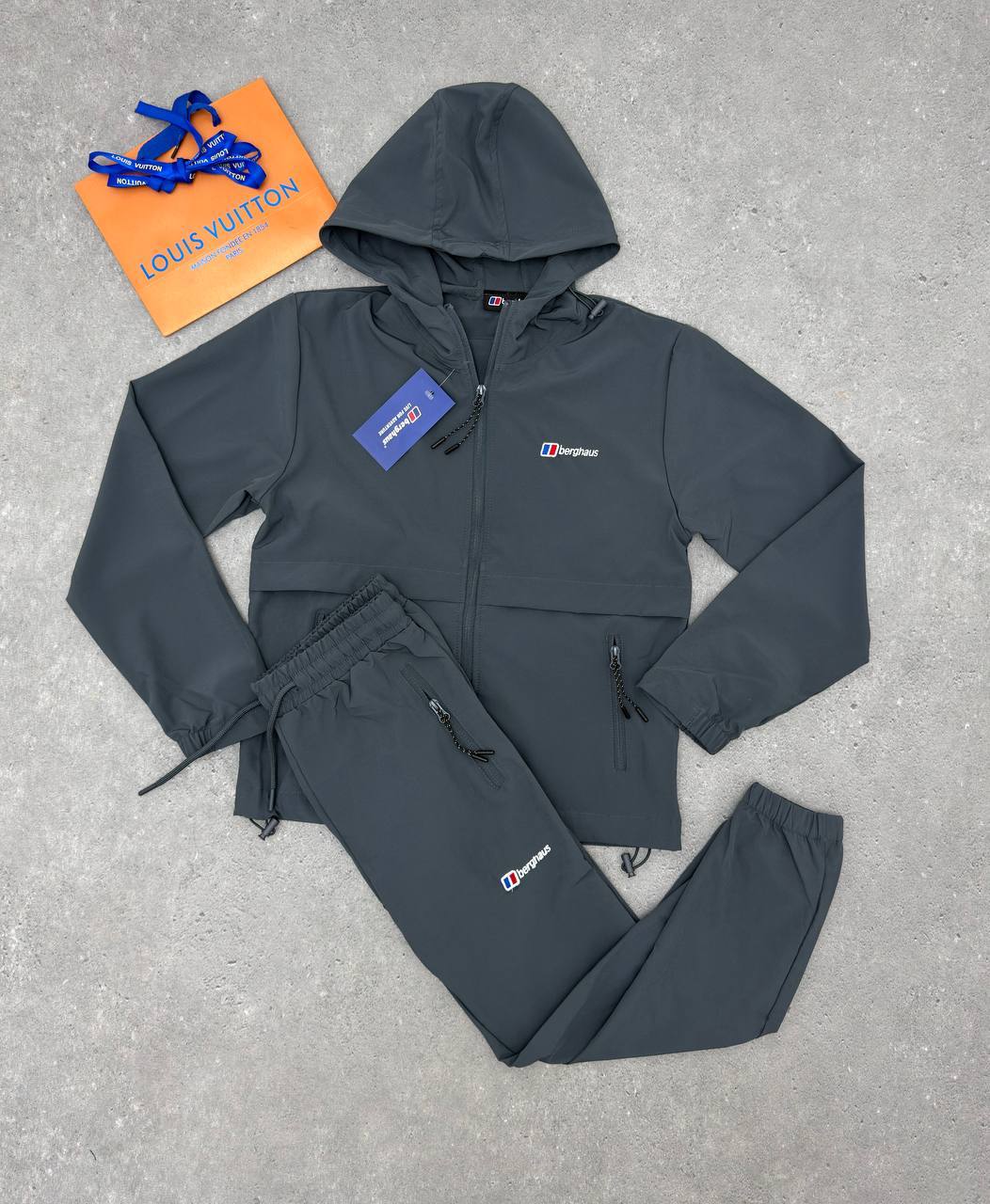 Berghas Kids tracksuits na3010