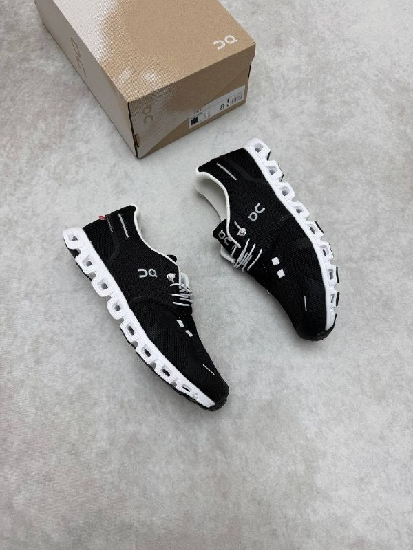 MENS ON CLOU TRAINERS am1405