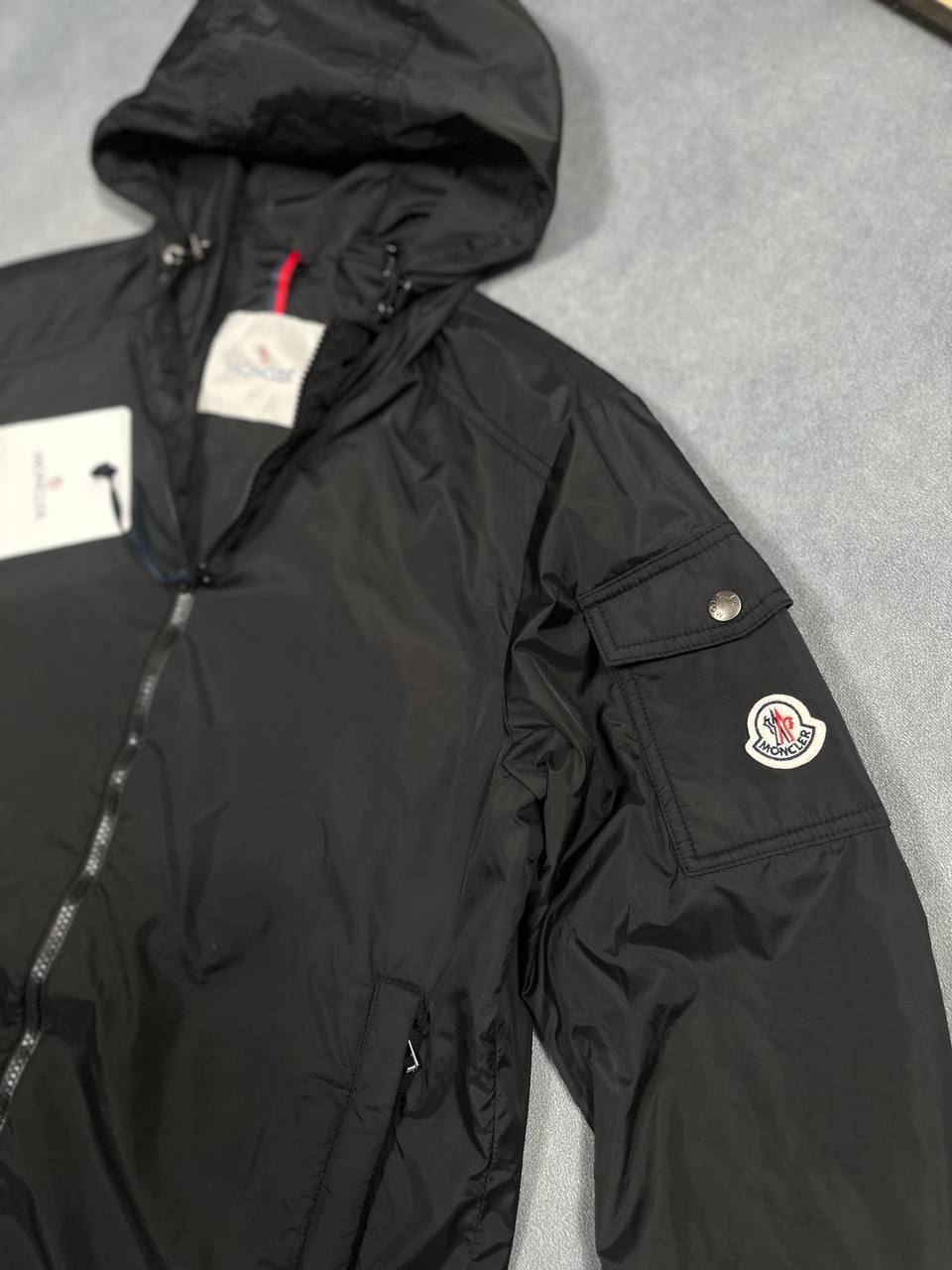 SUPER CLO MONCLER WINDBREAKER am2707