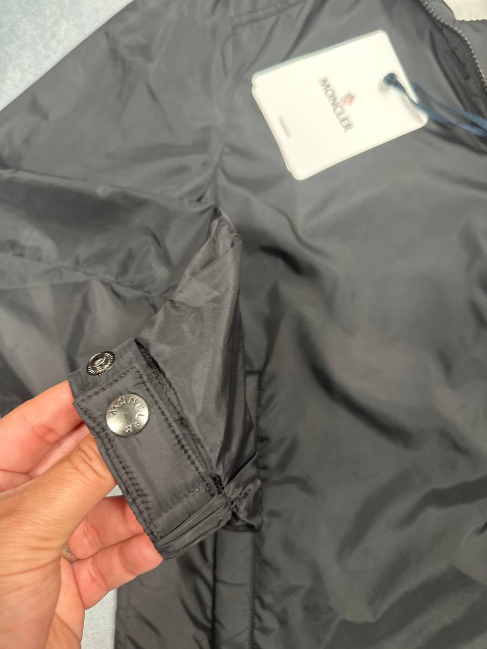 SUPER CLO MONCLER WINDBREAKER am2707