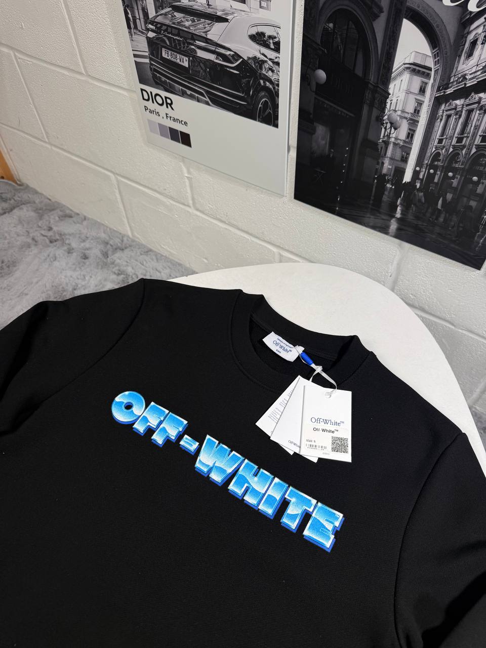 Off white sweaters 0111