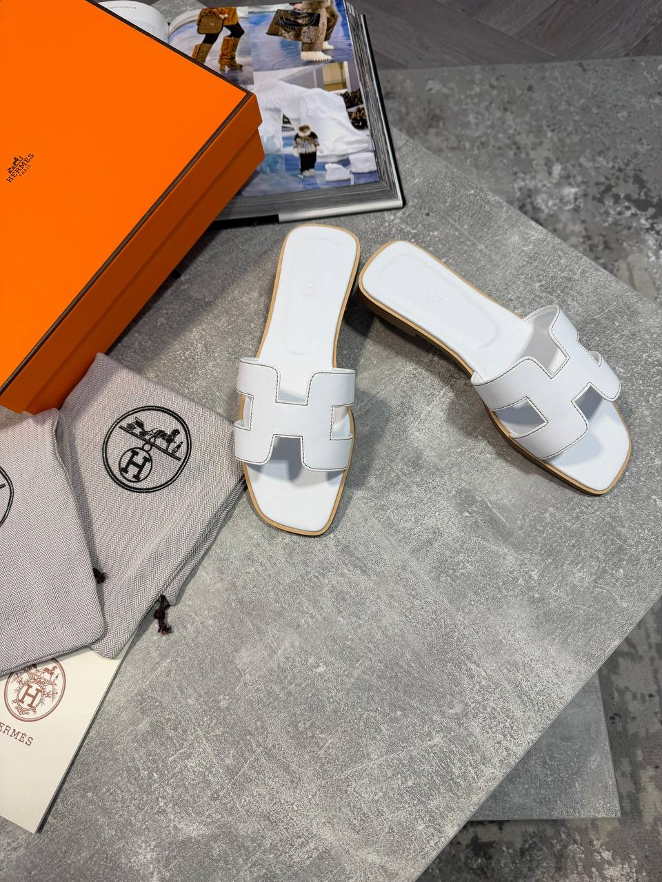 Herme Women Sliders aj1505