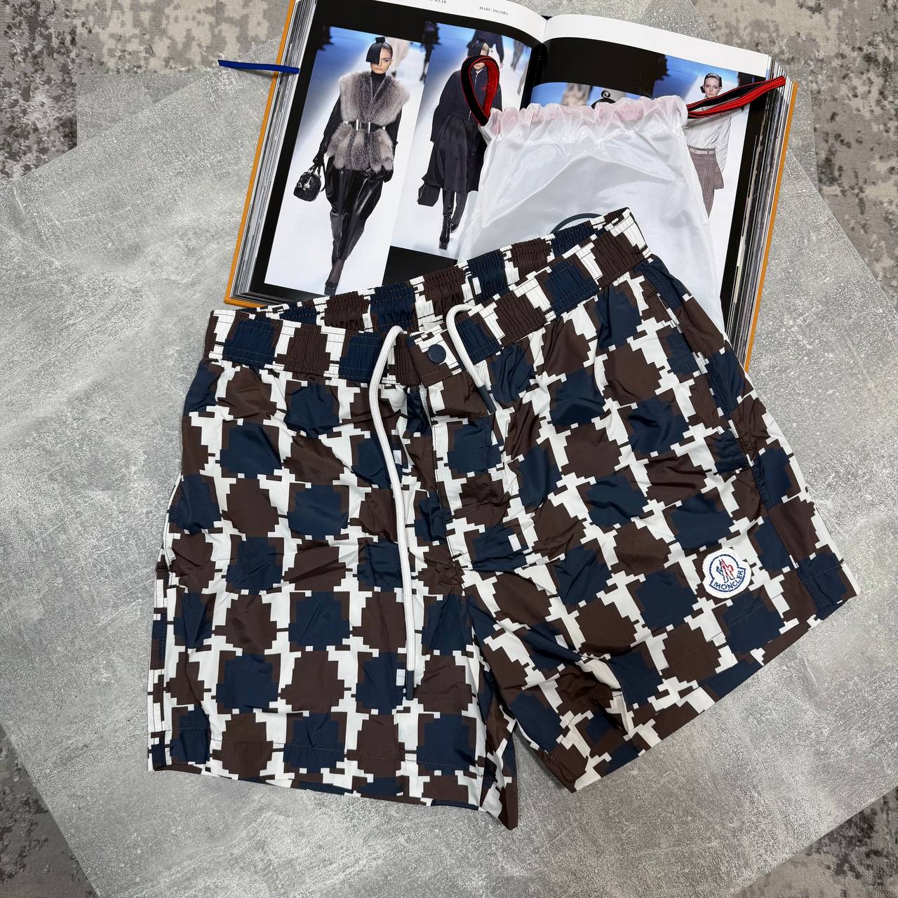 Moncle shorts aj1505