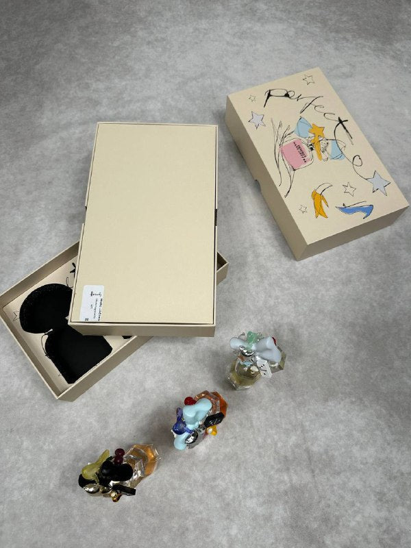 MARCE JACOBS 3 BOTTLE FRAGRANCE GIFT SET am0211