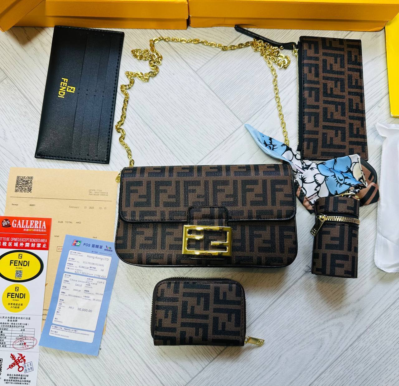 FEND PURSE SET BOX END PEPPER WORK AVAILABLE to1605