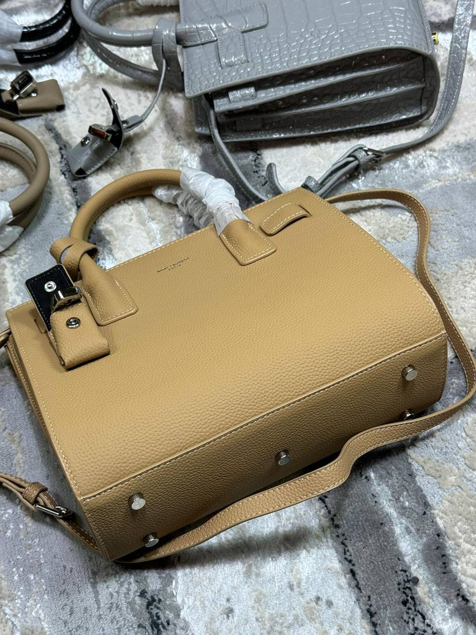 SANT LAURENTeSaece De Jour nano croc-effect leather tote Luxury Crocodile Goat Leather Tote Bag su0711