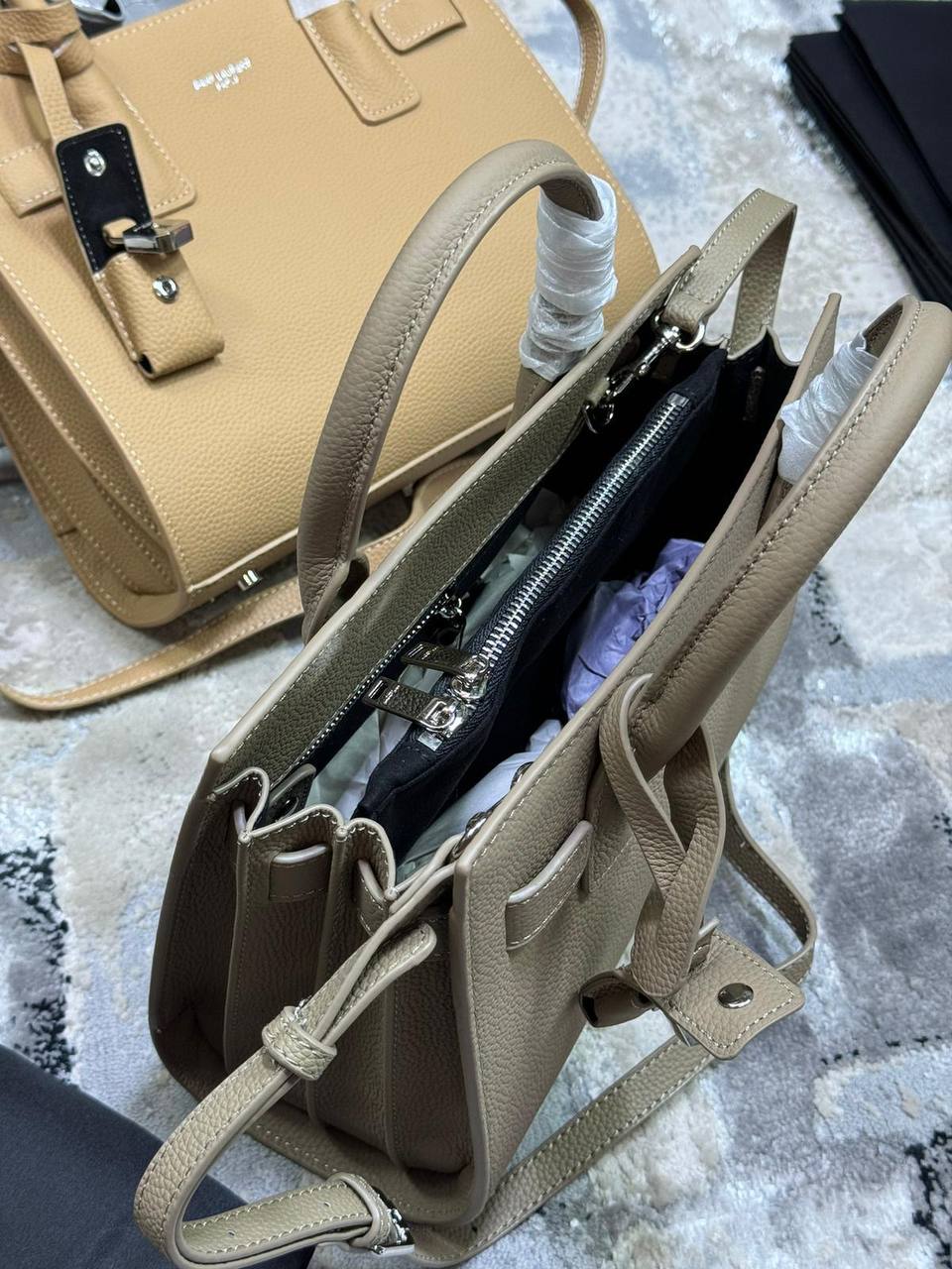 SANT LAURENTeSaece De Jour nano croc-effect leather tote Luxury Crocodile Goat Leather Tote Bag su0711