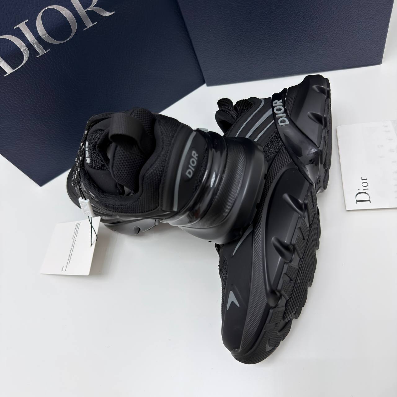 SUPER CLO DOR B44 WITH FULL PACKAGING ETC na0511