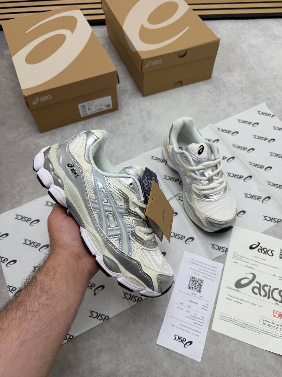MENS ASICS GEL COME WITH BOX ETC am1805