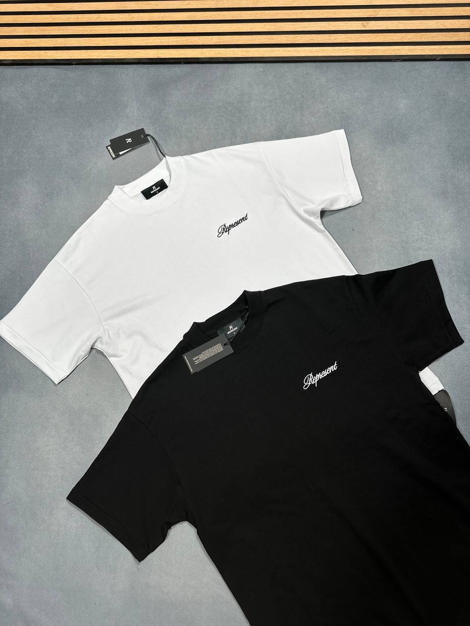 SUPER CLO REPRESENTS TEE am0108