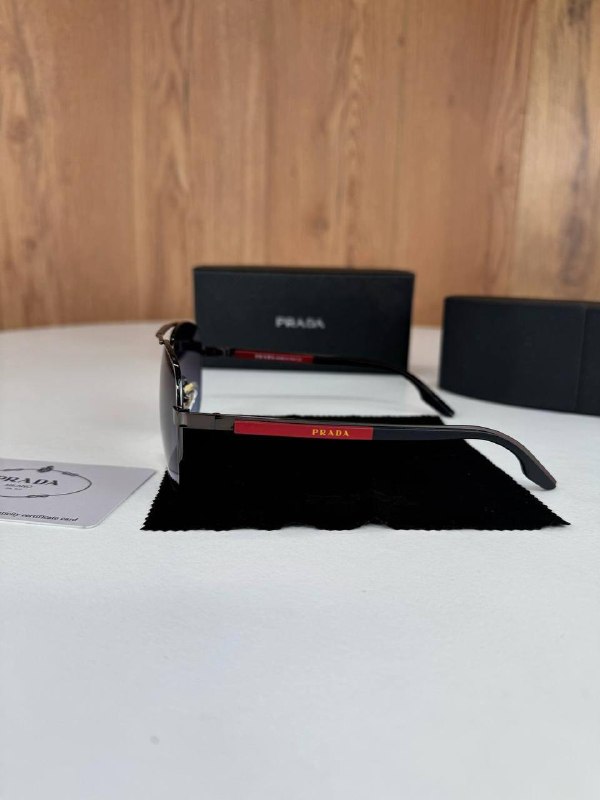 Prad sunglasses jj2105