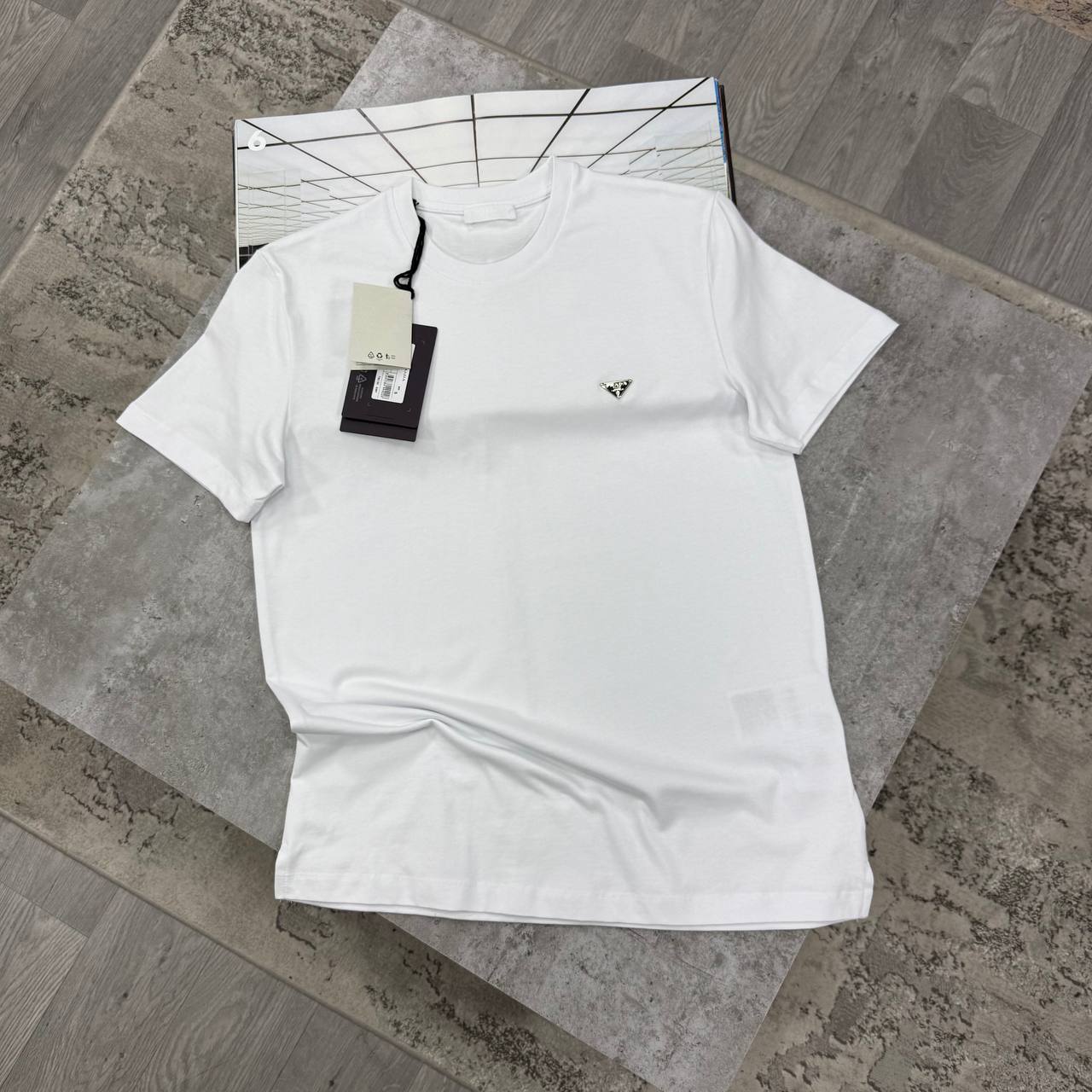 SUPER CLON PRAD TEE jay2305