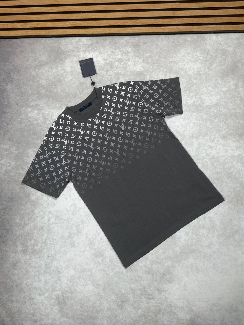 SUPER CLO LV TEE 1108