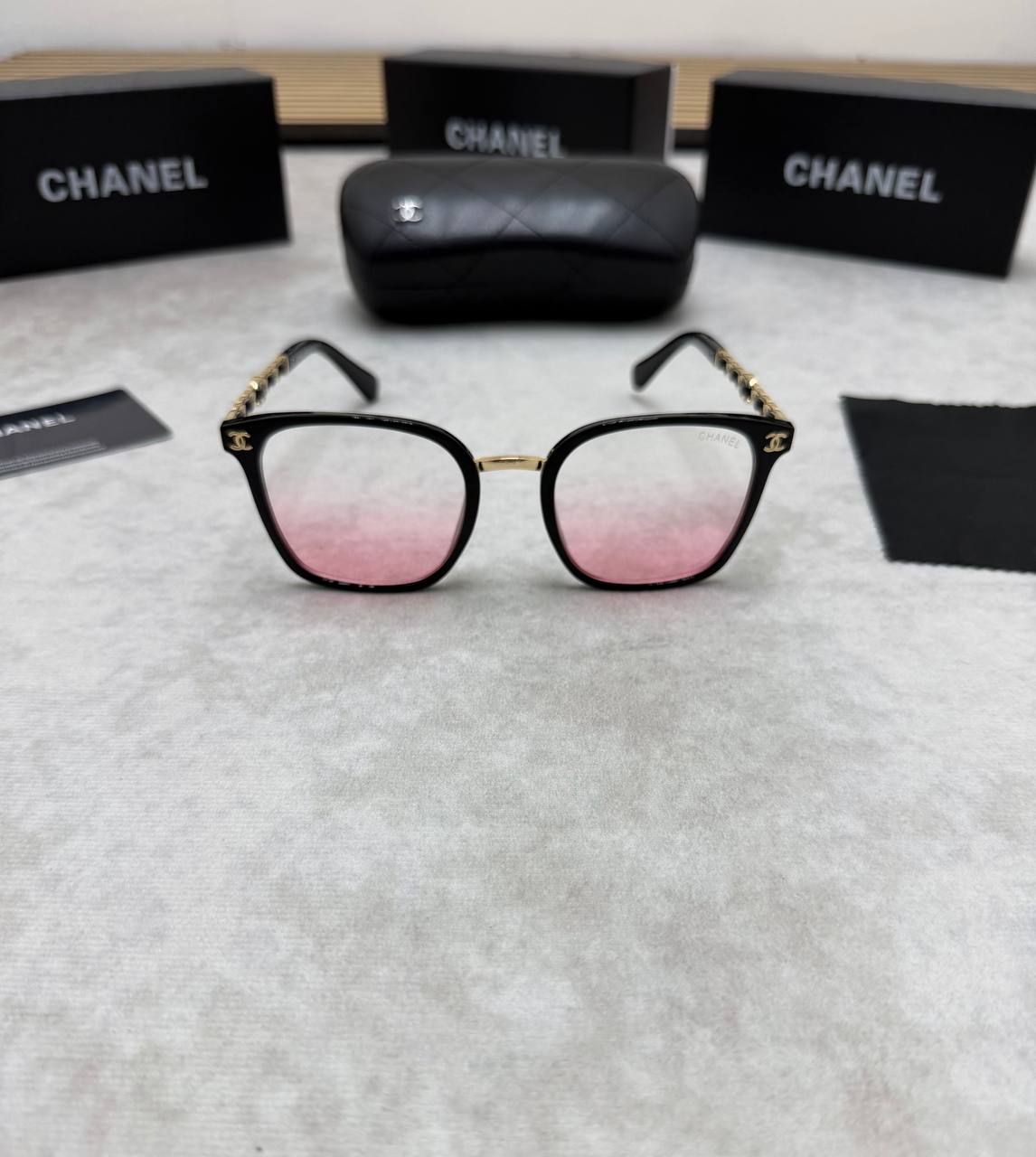 FEND SUNGLASSES COME WITH BOX ETC am0106