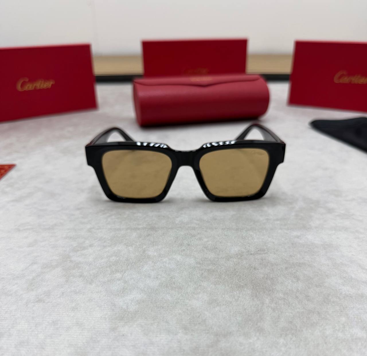 CARTIE SUNGLASSES COME WITH BOX ETC am0106