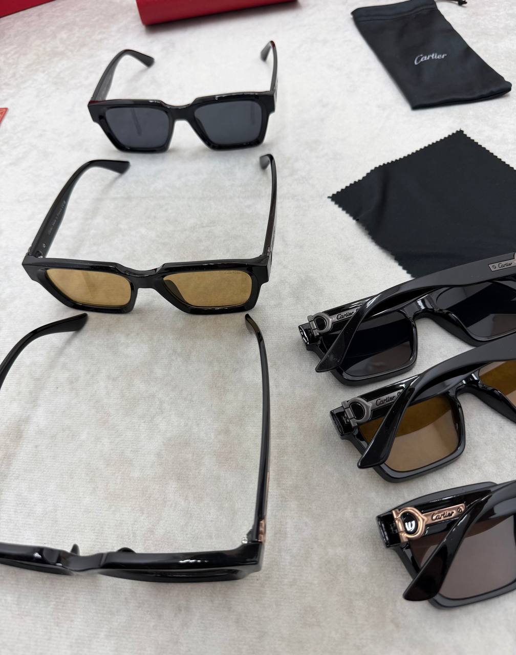 CARTIE SUNGLASSES COME WITH BOX ETC am0106