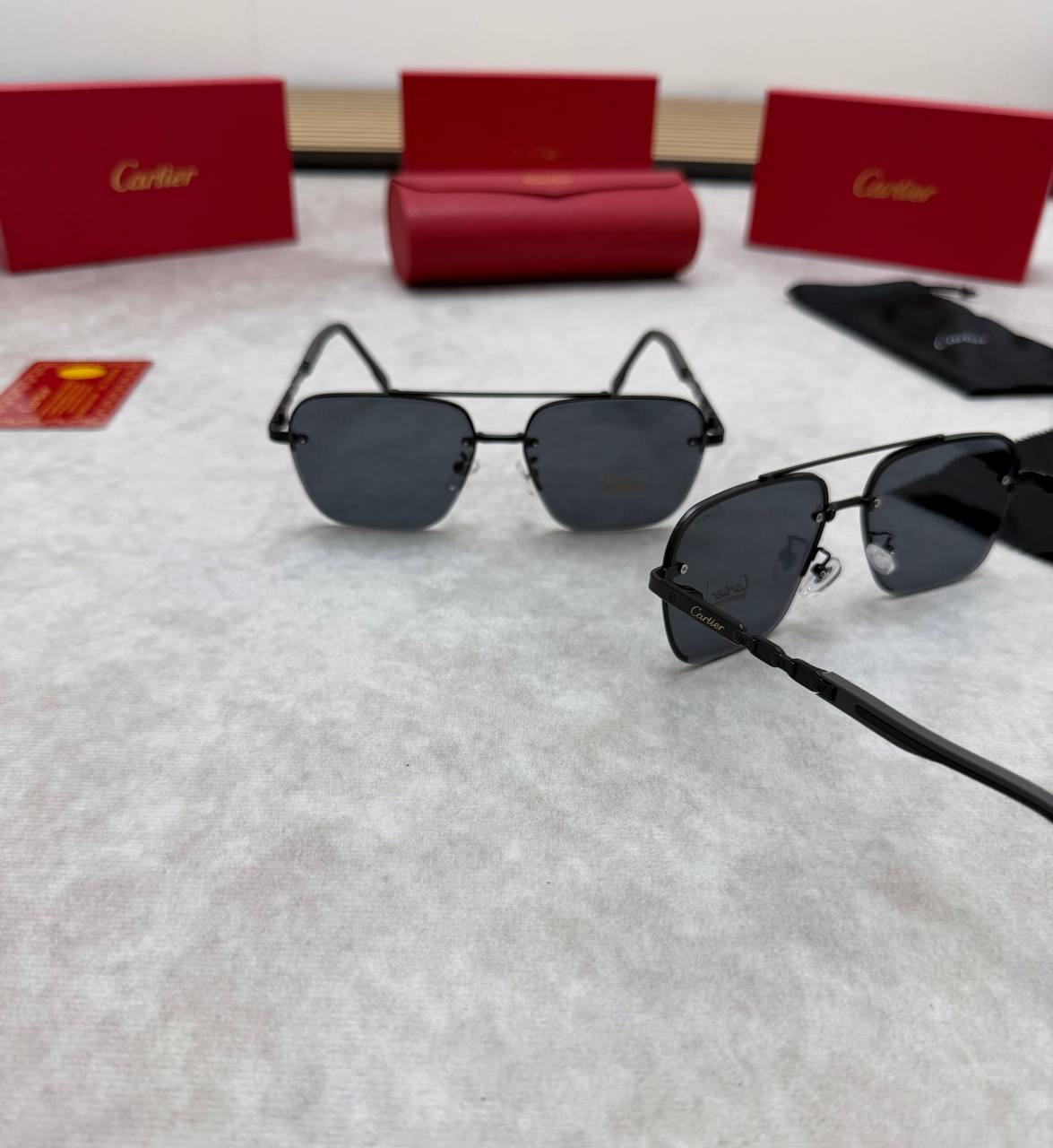 CARTIE SUNGLASSES COME WITH BOX ETC am0106
