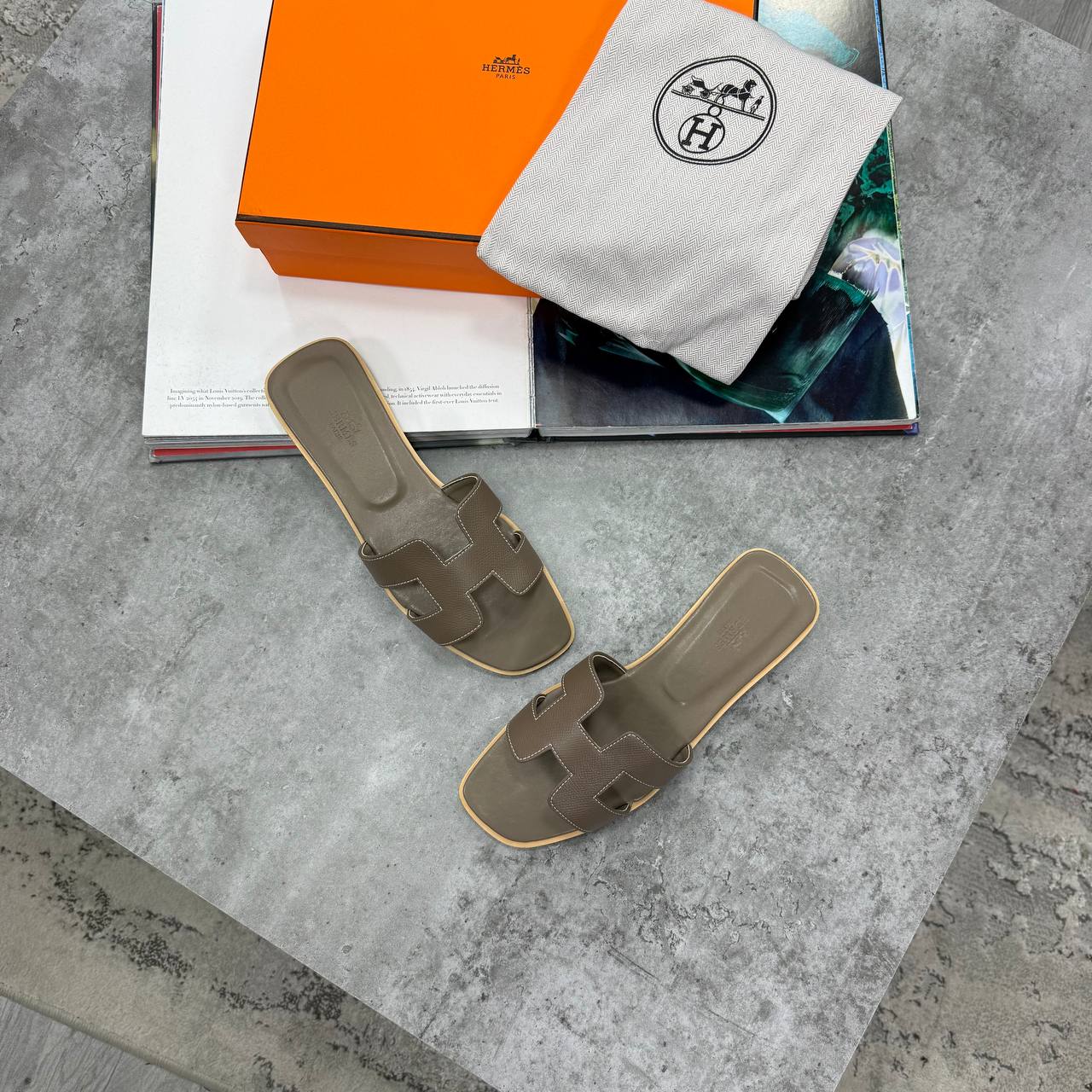 SUPER CLON HERME LADIES ORAN SANDAL WITH FULL PACKAGING ETC jay3105