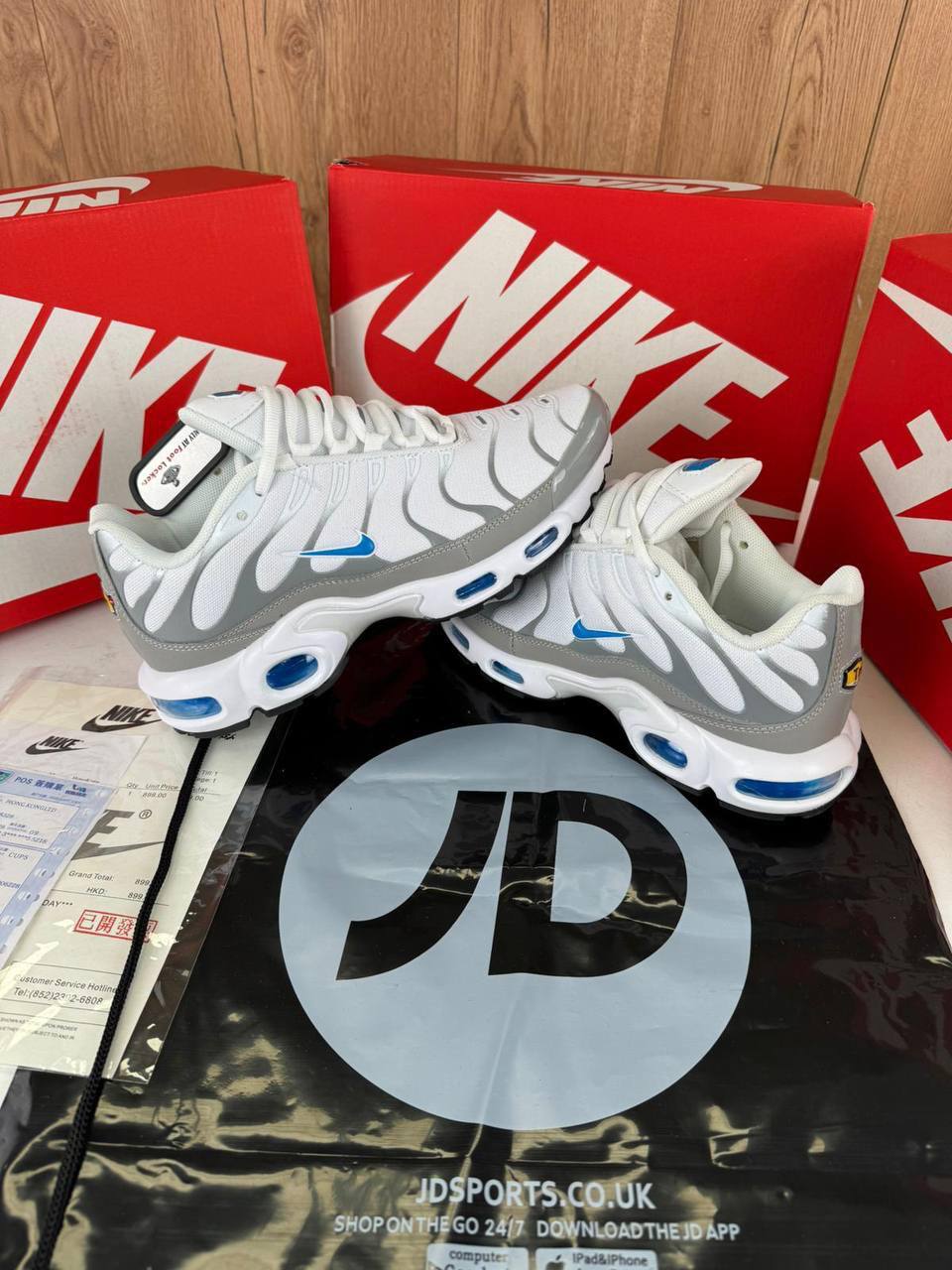 Nik Tns jj0106