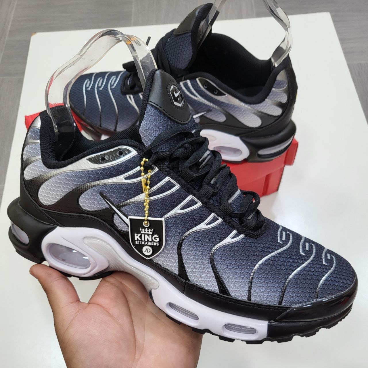QUALITY MENS NIK TNS ak0306