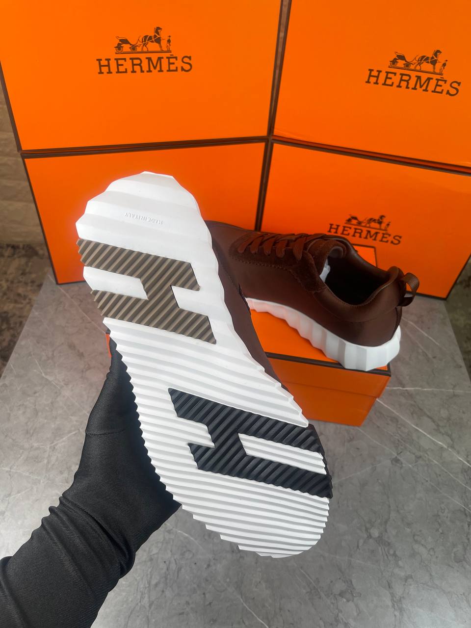 Hemes Trainers aj1308