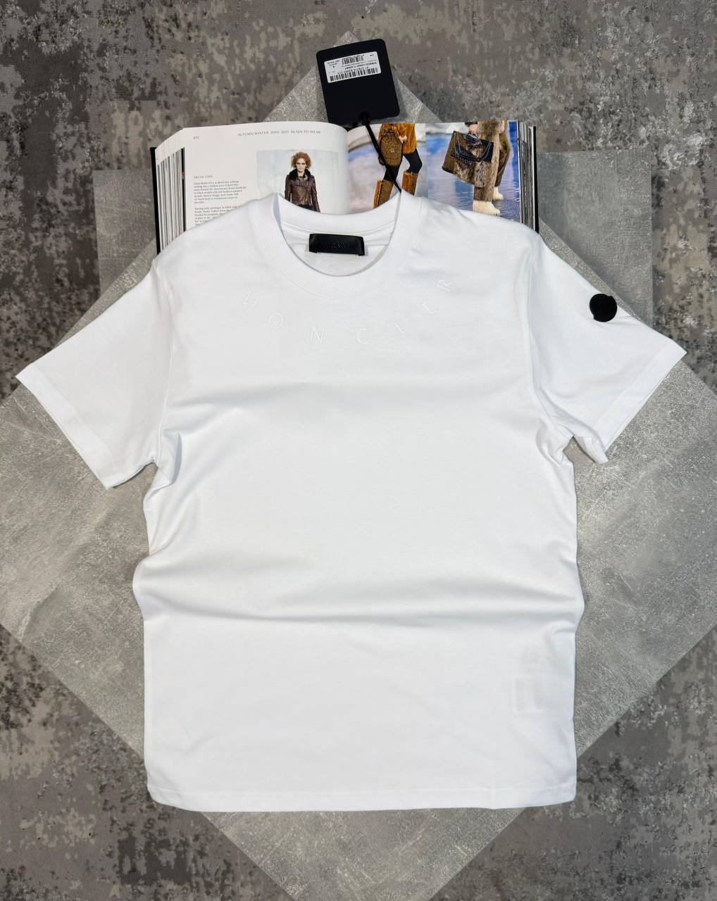Moncle Tshirt aj0306