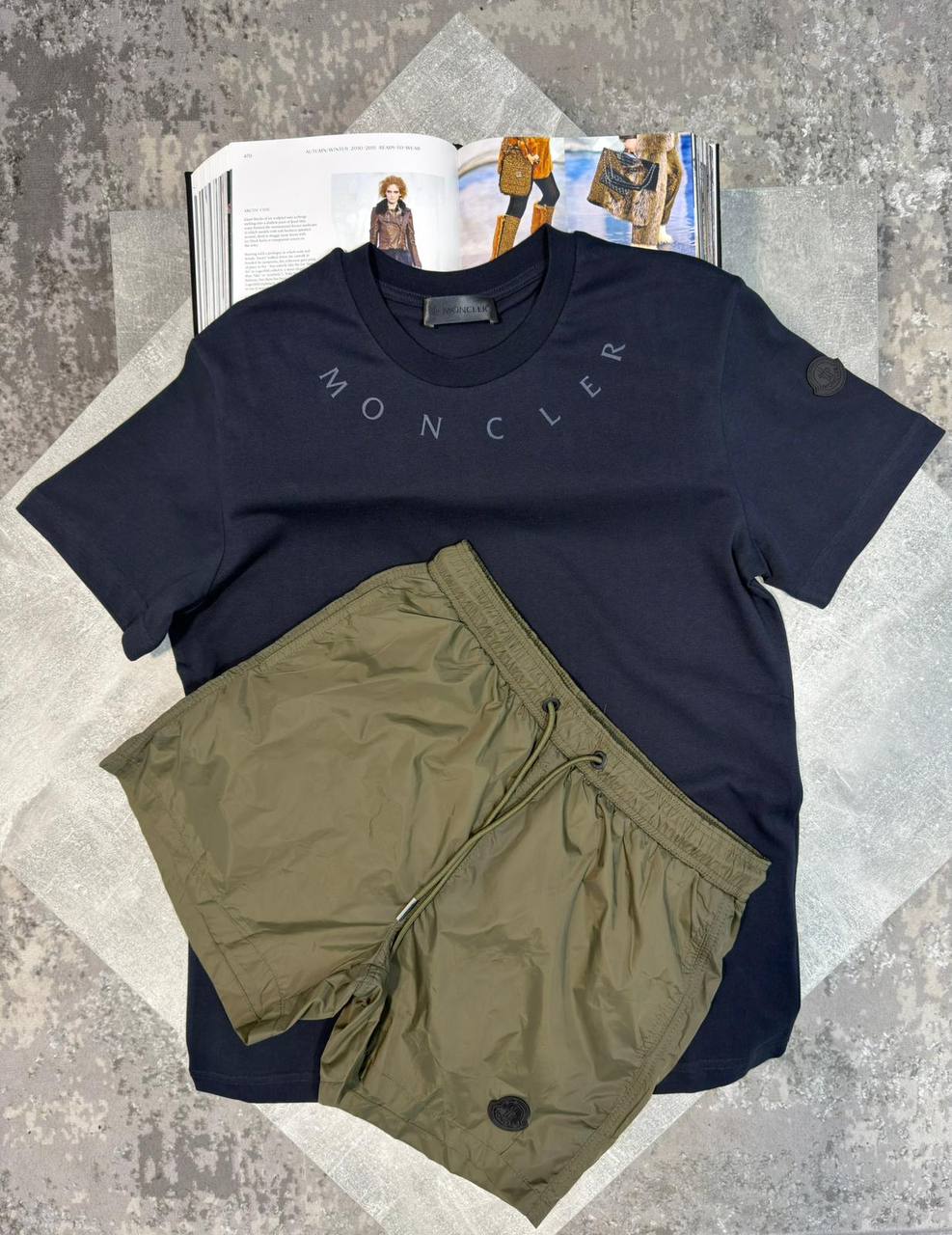 Moncle Shorts Set aj0306
