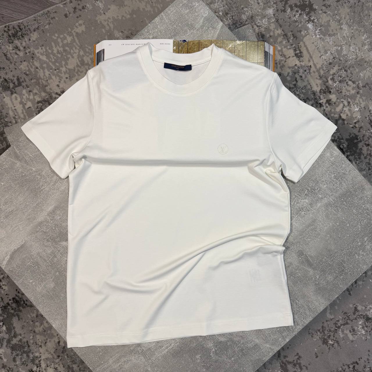 LV Tshirt aj0306