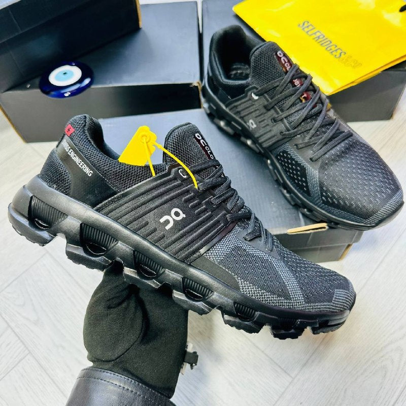 ON RUNNING SHOES to0406