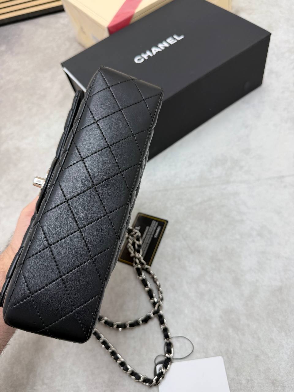 SUPER CLON REAL LEATHER CHANE BAG COME WITH BOX ETC am0506