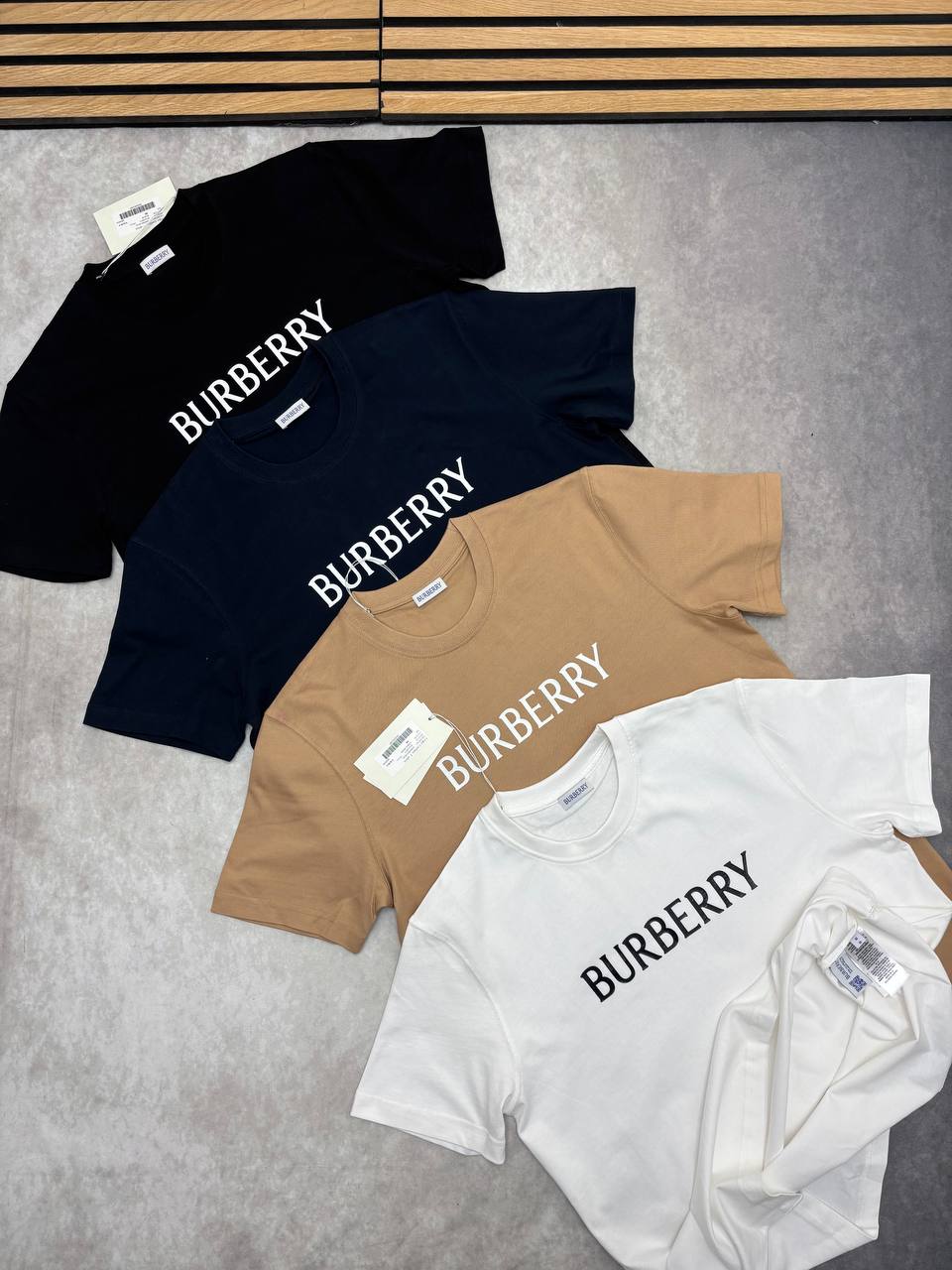 SUPER CLON BURBERR TEE am0706