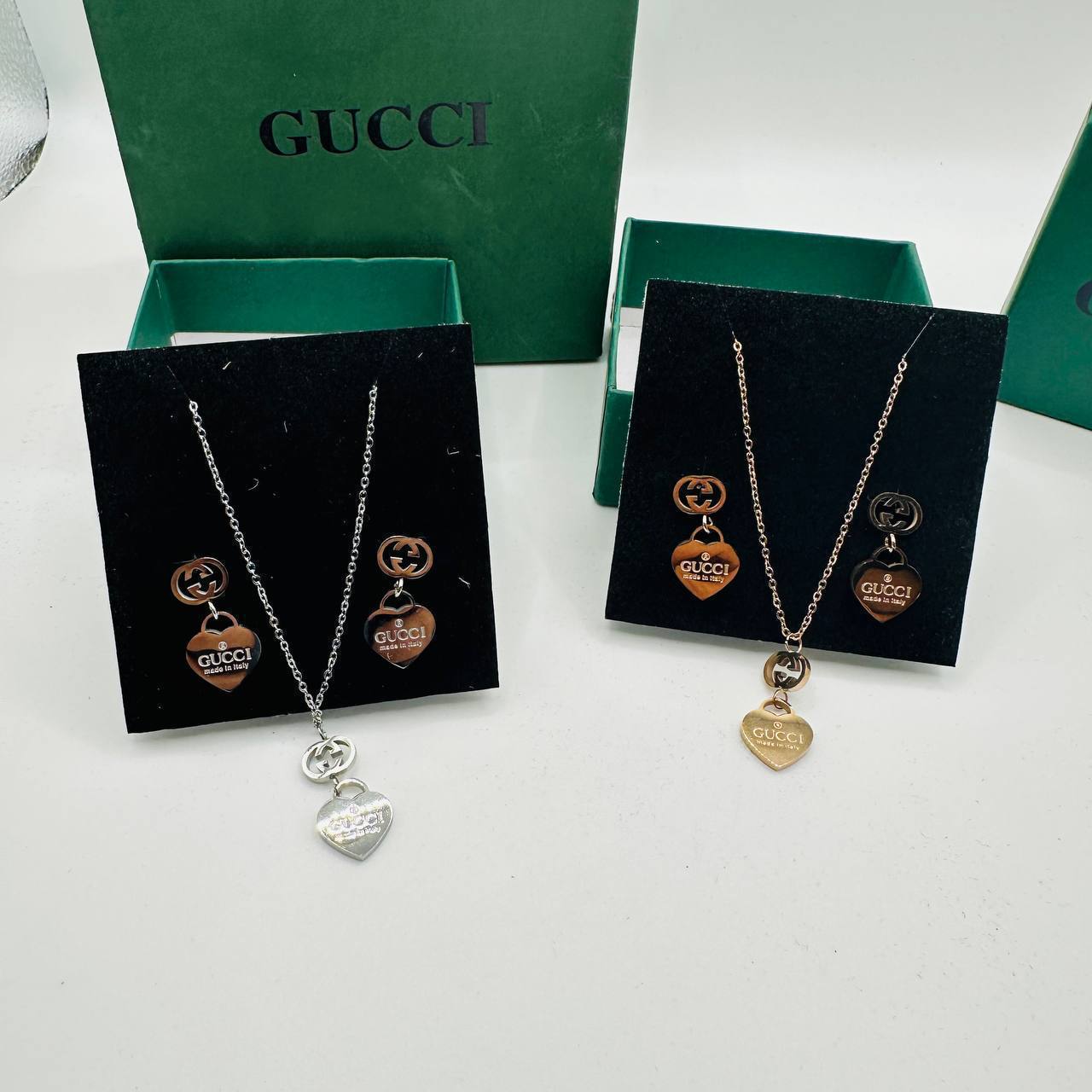 Gucc earings and necklace set with packaging to0806