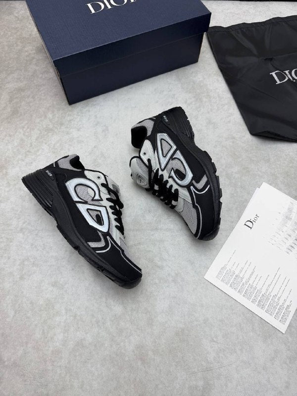 MENS DIO B30 COME WITH BOX ETC am0806
