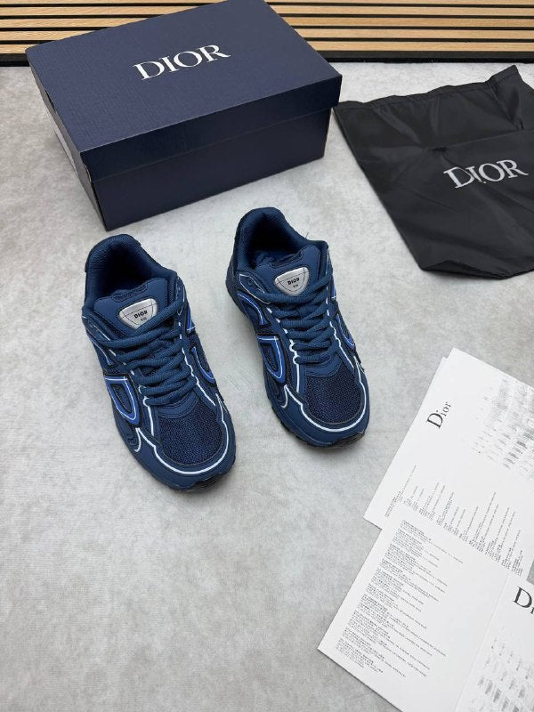 MENS DIO B30 COME WITH BOX ETC am0806