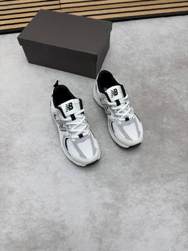 WOMENS NEW BALANC S30 am1006