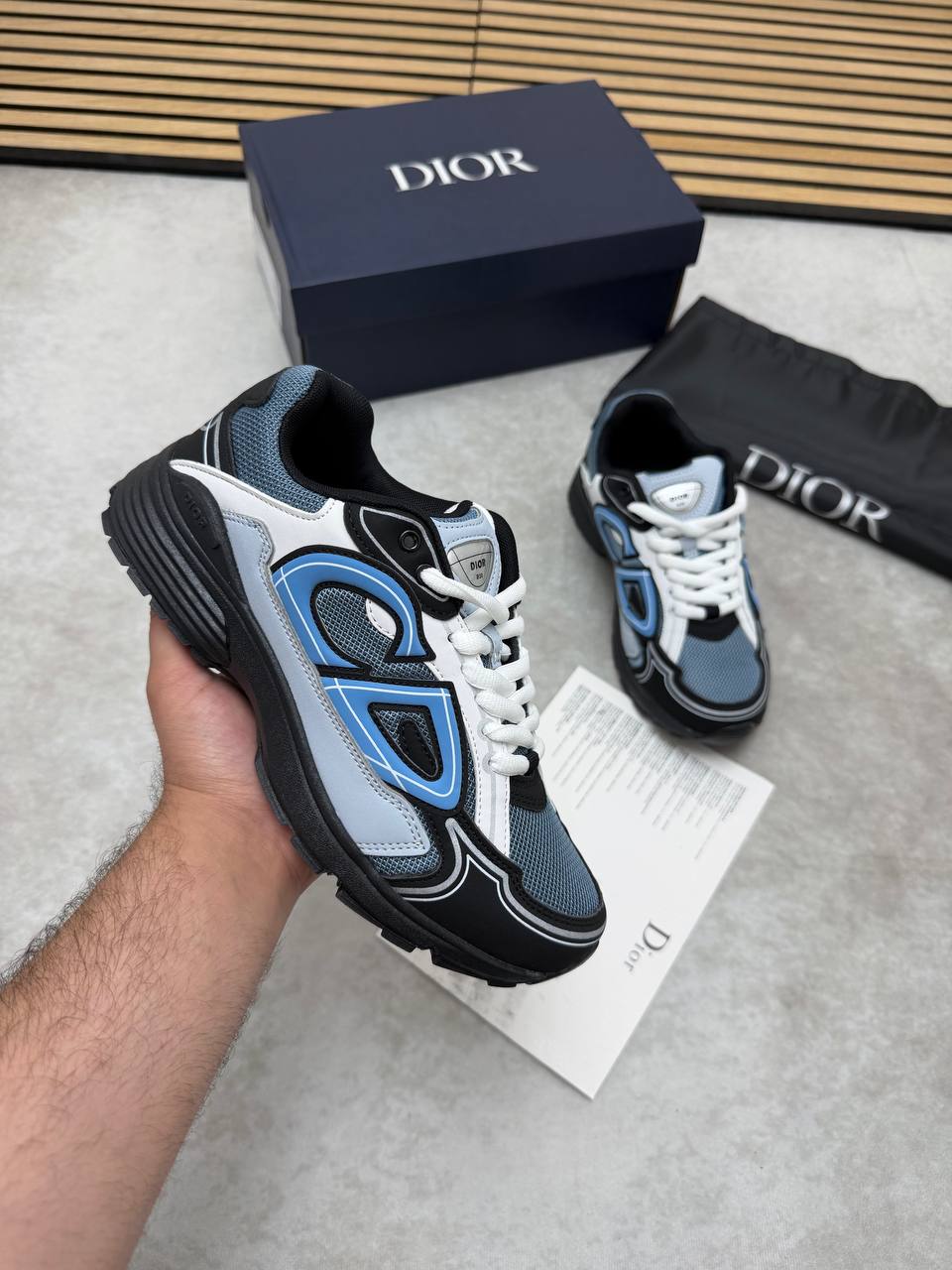 MENS DIO B30 COME WITH BOX ETC 1006