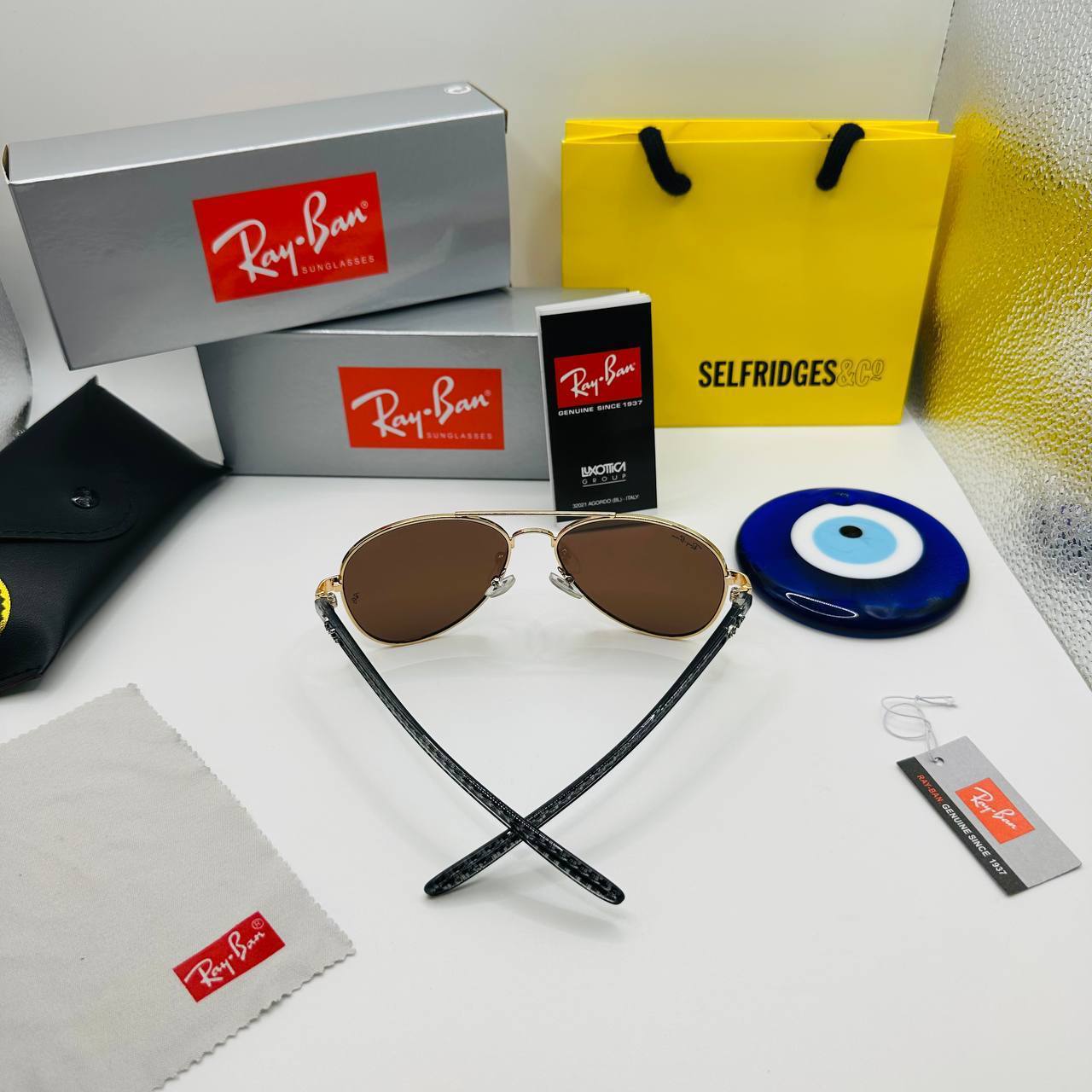 RA.BAN Sunglasses with Box and paperwork to1006