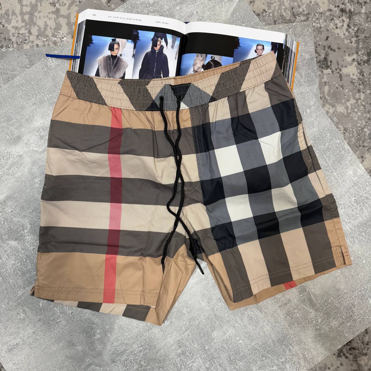 Burber Shorts Set aj1206