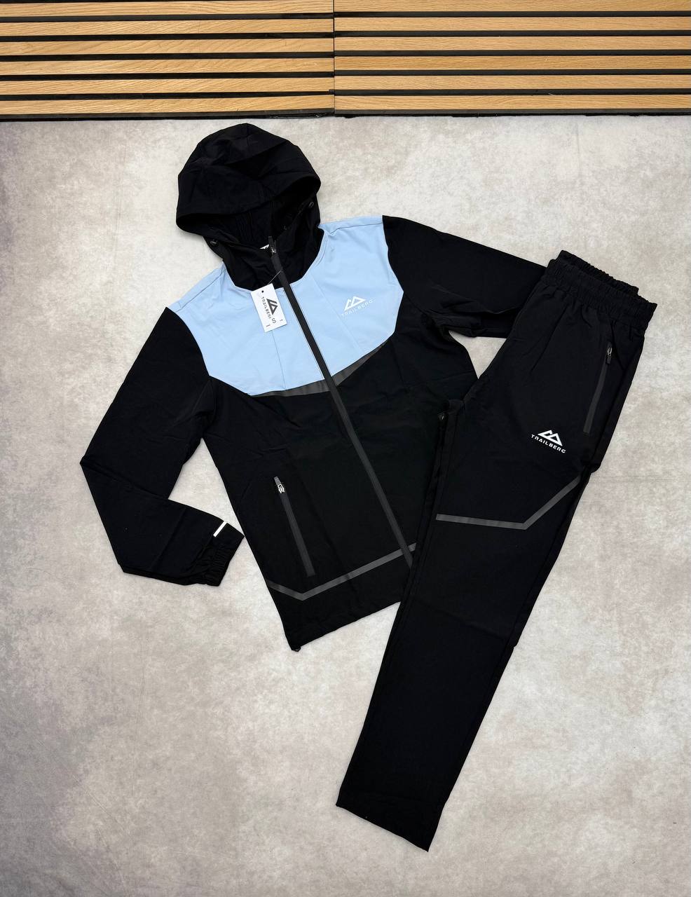 MENS TRAILBE TRACKSUITS am1106