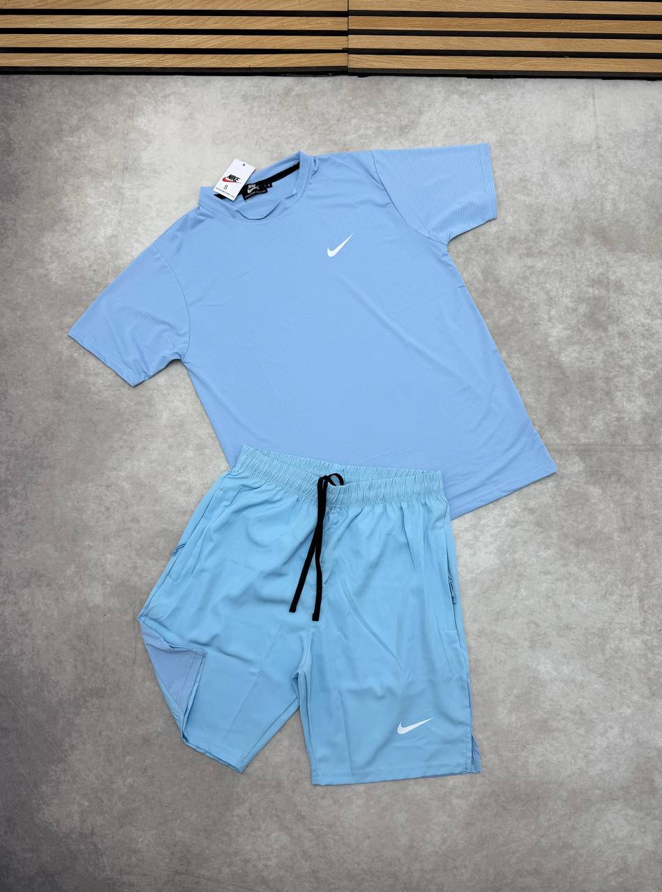 NIK SHORT SET am1206