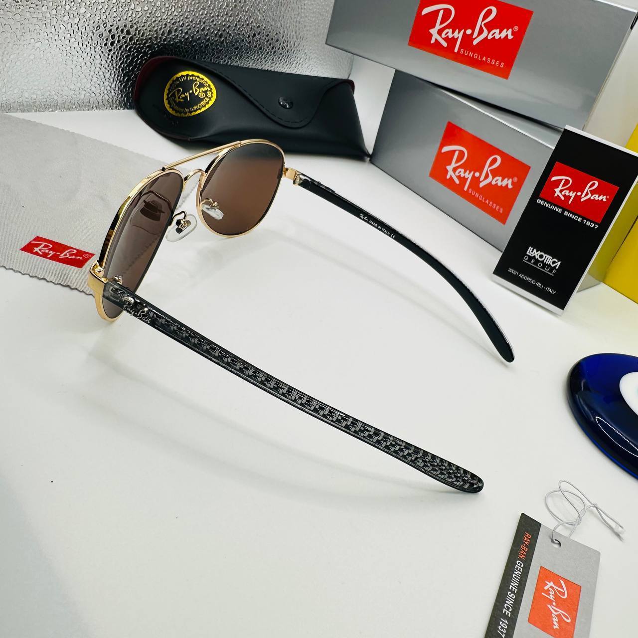 RA.BAN Sunglasses with Box and paperwork to1206