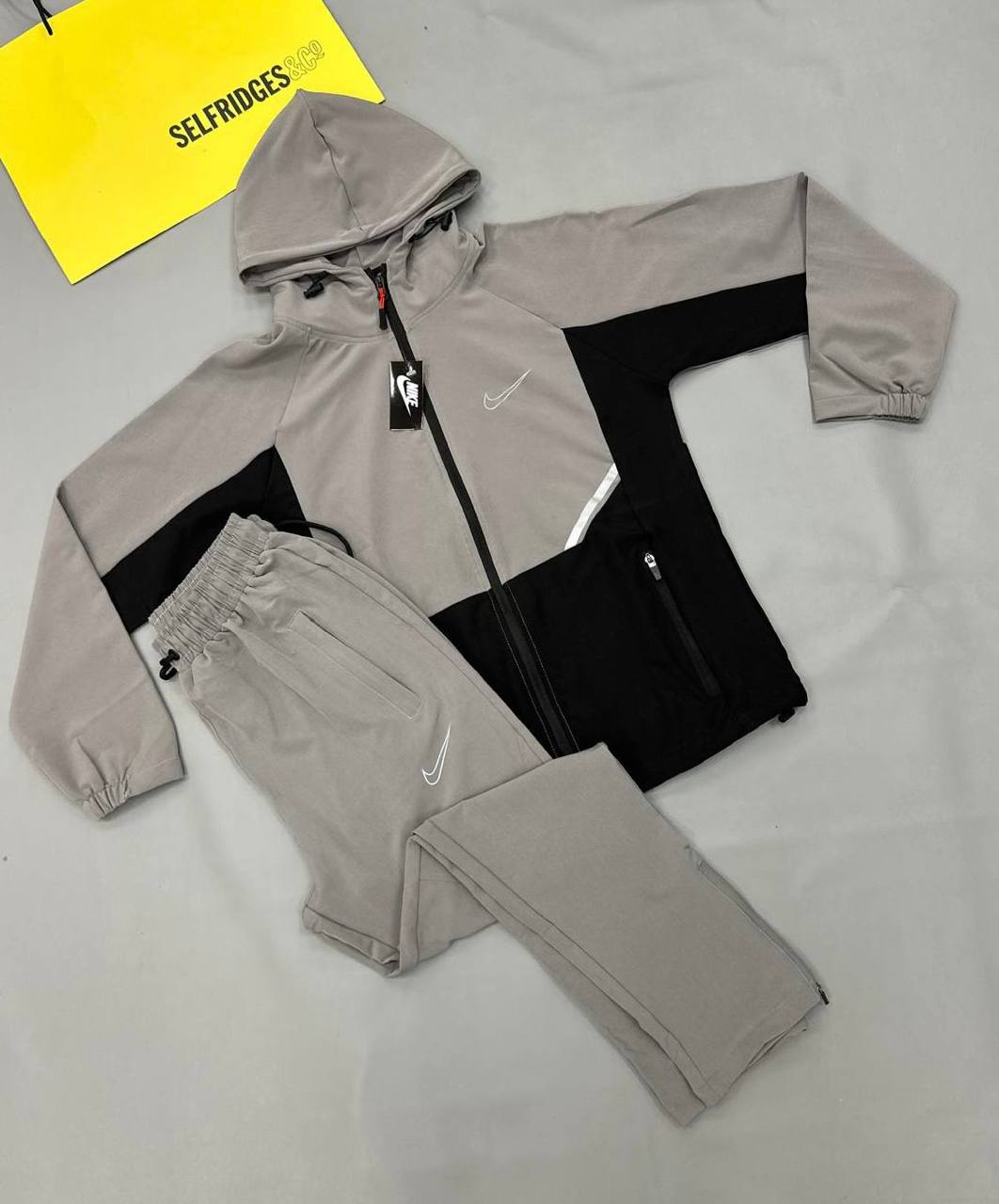 Good Quality Nik Tracksuit to1206